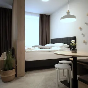 Honest Smichov Apartment