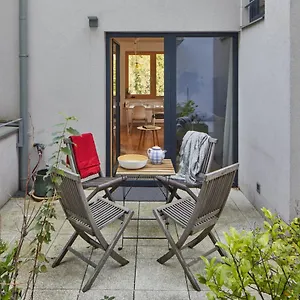 Days - W 2bdr - 3 Balconies - Garage - Next To Park Appartement